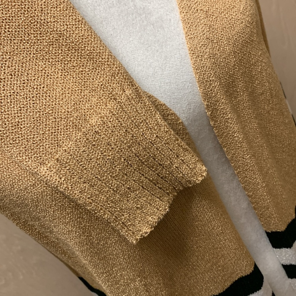 Doe & Rae Cardigan - Picture 5 of 9